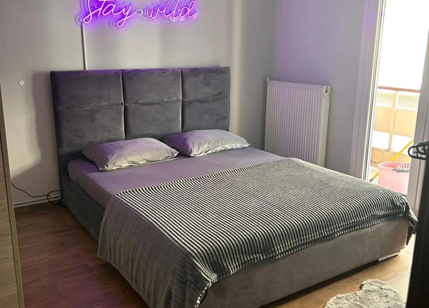 Angies Ledsigns Apartment Thessaloniki